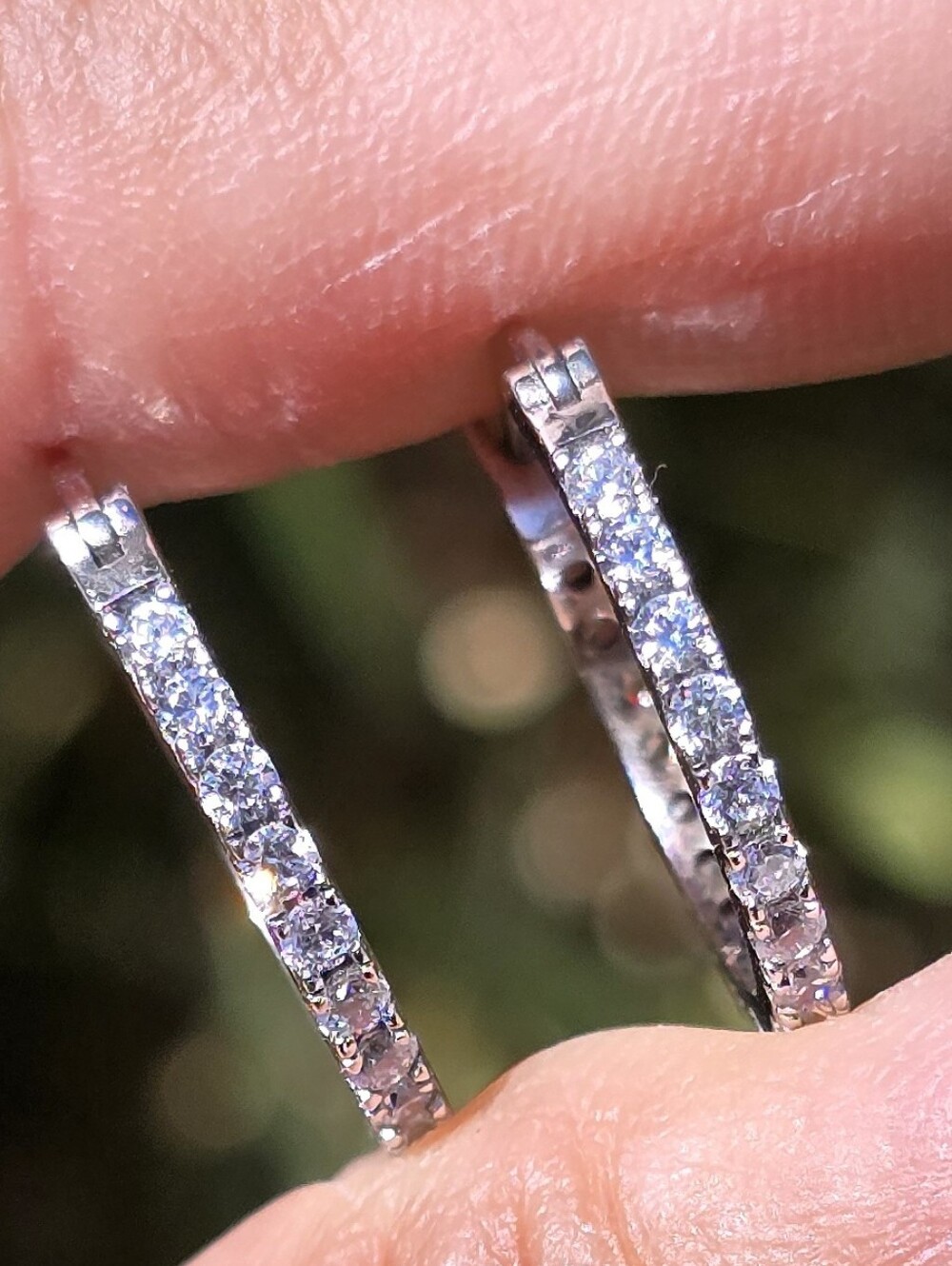 Super cute 925 sterling silver CZ diamond eternity small hoops earrings everyday